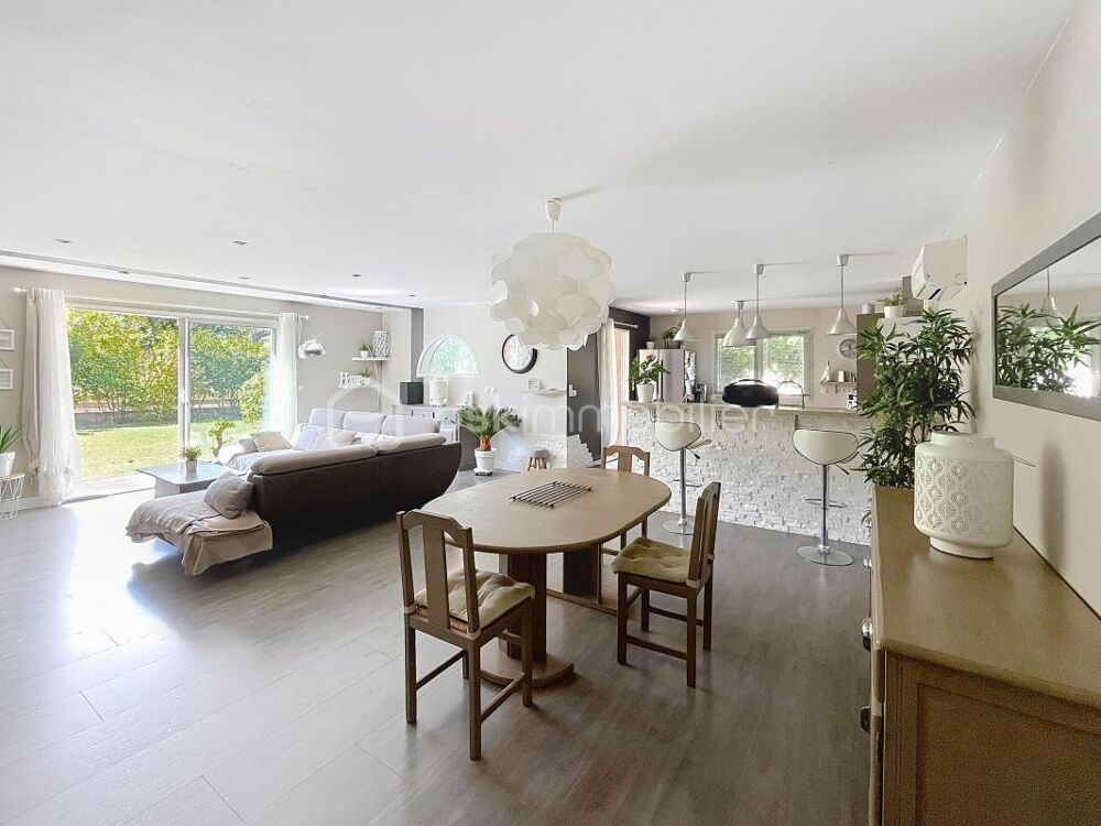 Villa de plain pied de 146m² sur parcelle de 1000m²