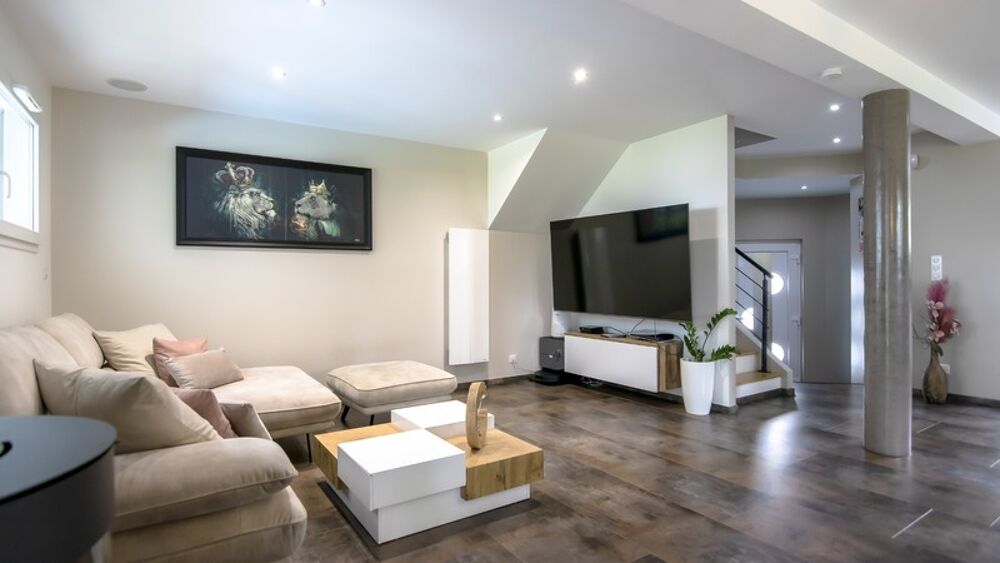 WITTELSHEIM (68): Maison à vendre 7 pièces garage jardin piscine jacuzzi