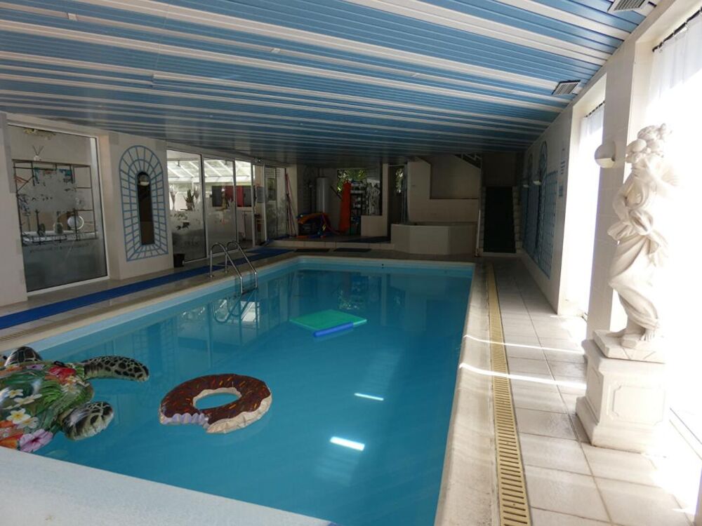 à vendre  Propriété/château Cherisy (28500)