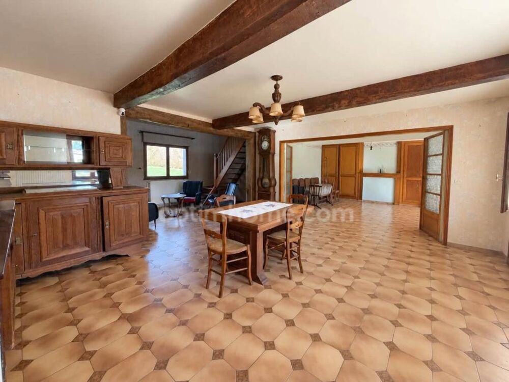 Vente Maison Maison 132 m² avec dépendances, atelier/showroom et garage double – Terrain 1 700 m² Tilloy les hermaville