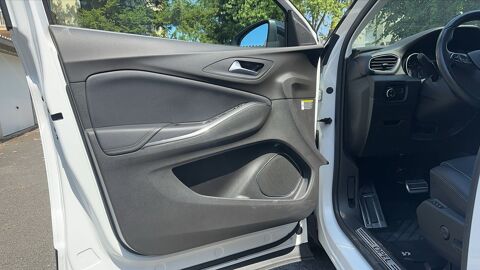 Grandland x 2.0 Diesel 177 EAT8 Ultimate - Automatique 2020 occasion 69330 Meyzieu