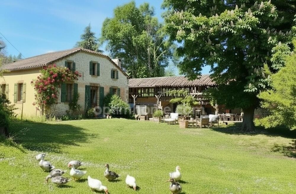 ? Un petit Hameau en Gascogne