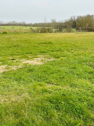  Terrain à vendre 700 m²