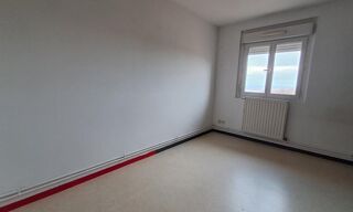  Appartement à louer 4 pièces 73 m²