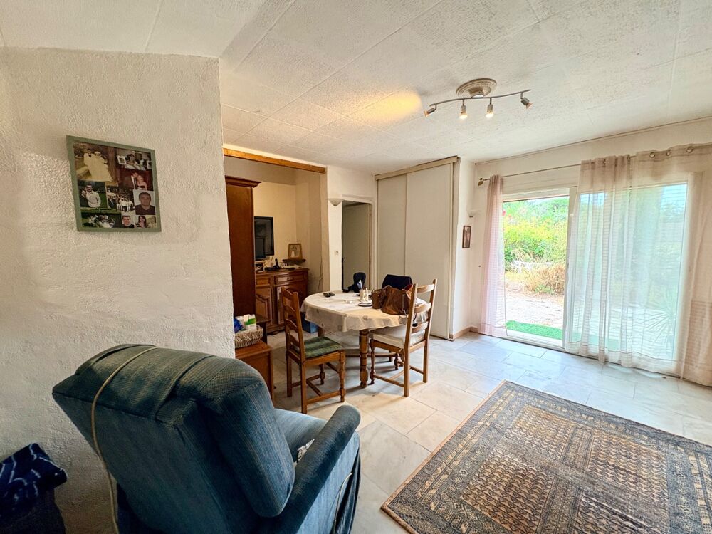 Maison à fort potentiel avec 2 appartements indépendants  Fréjus (La Tour de Mare)