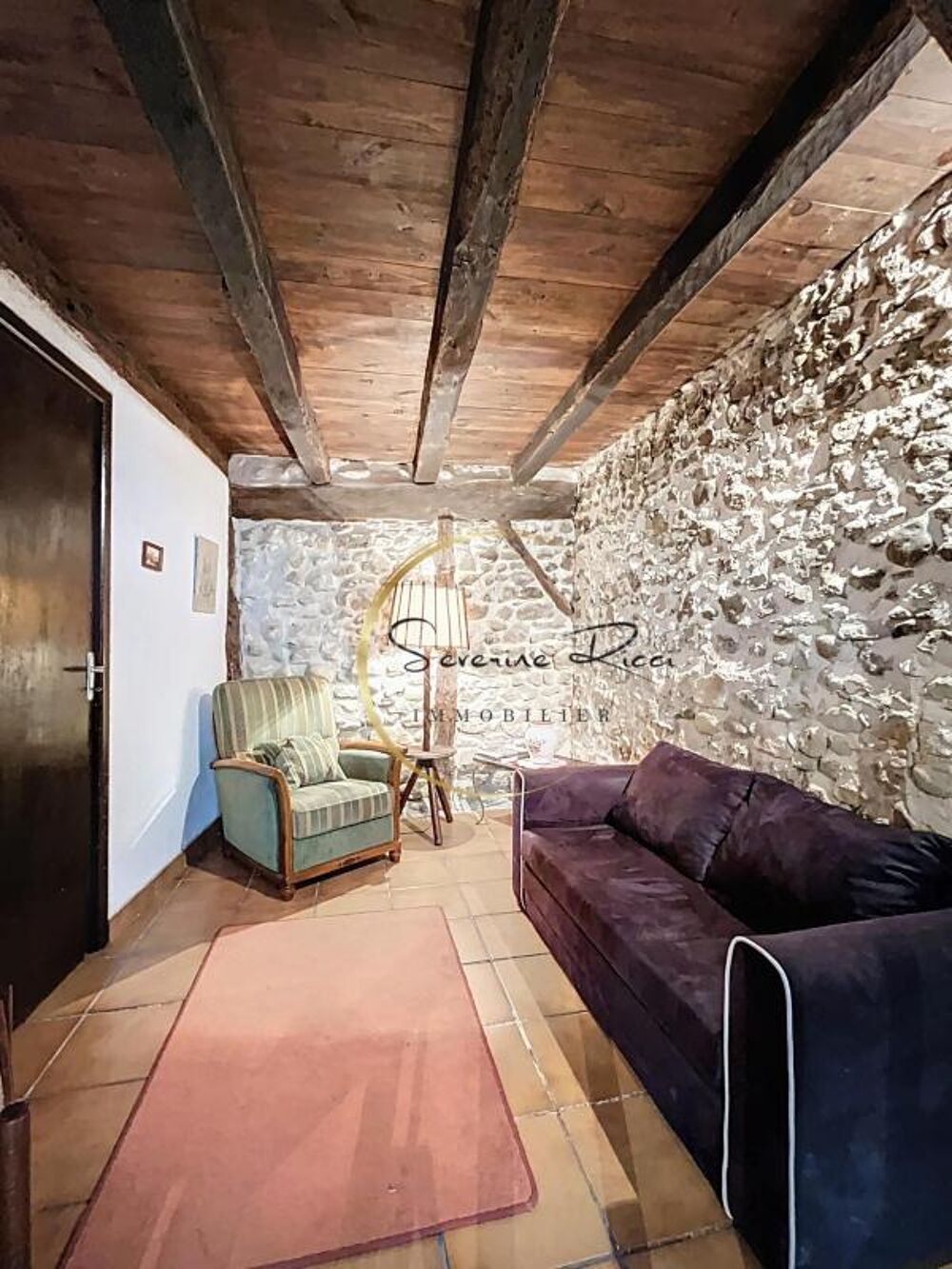 MAISON DE VILLAGE A RENOVER