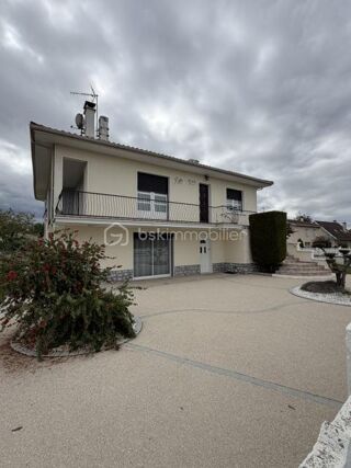  Maison à vendre 8 pièces 227 m²