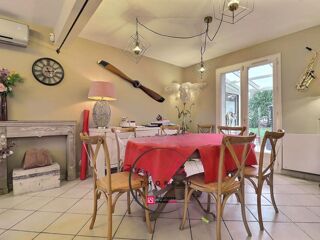  Maison � vendre 9 pi�ces 202 m�