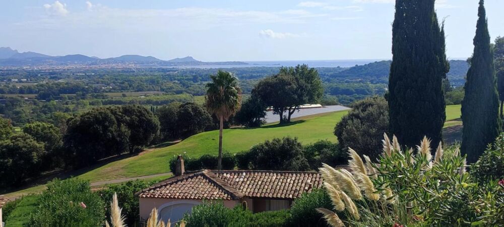 Villa T5 vue mer avec jardin