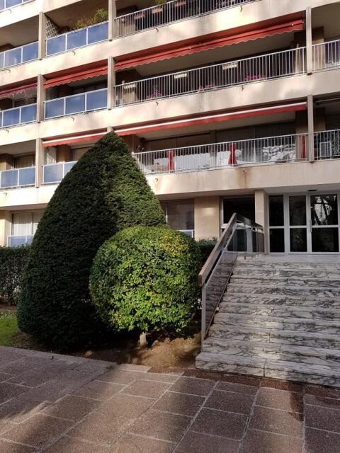  Appartement  louer 5 pices 110 m