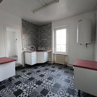  Immeuble à vendre 15 + pièces 284 m²