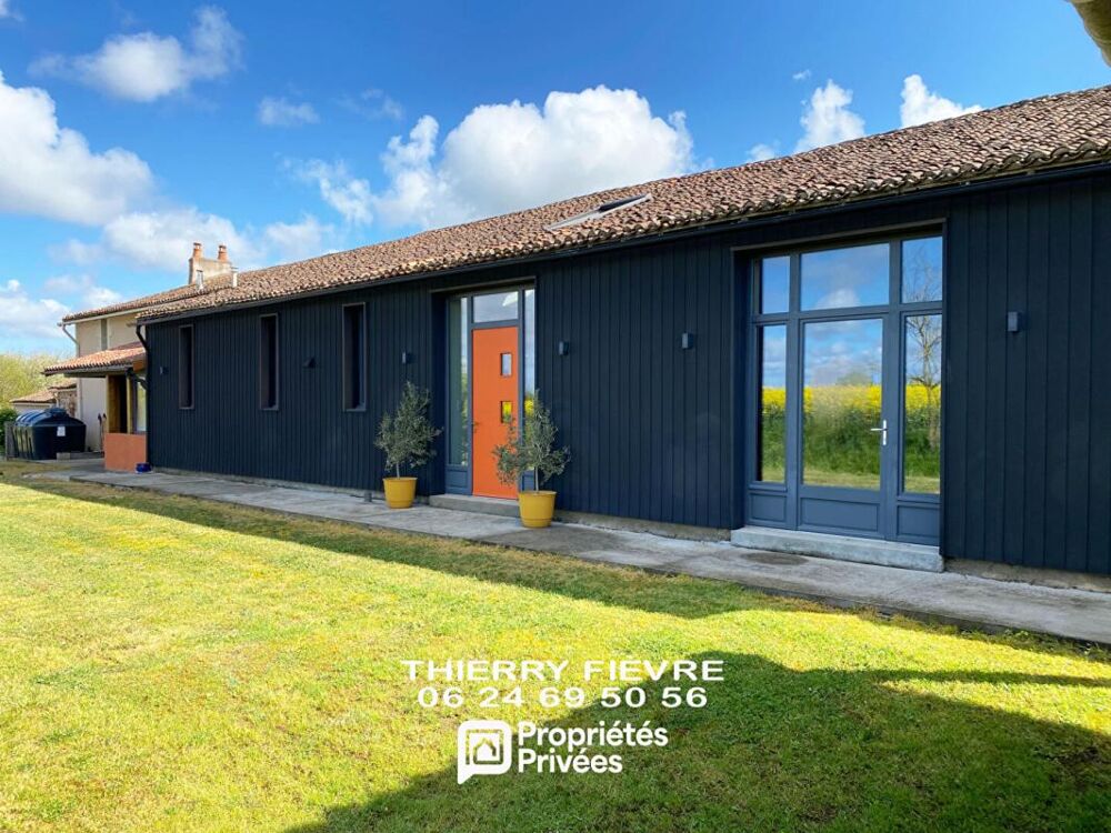 Vente Maison Val en Vignes 79290 - Propriété de caractère 409 m²  Maison 4 chambres + 3 gîtes possibles  Fort potentiel locatif ou projet mix Val en vignes