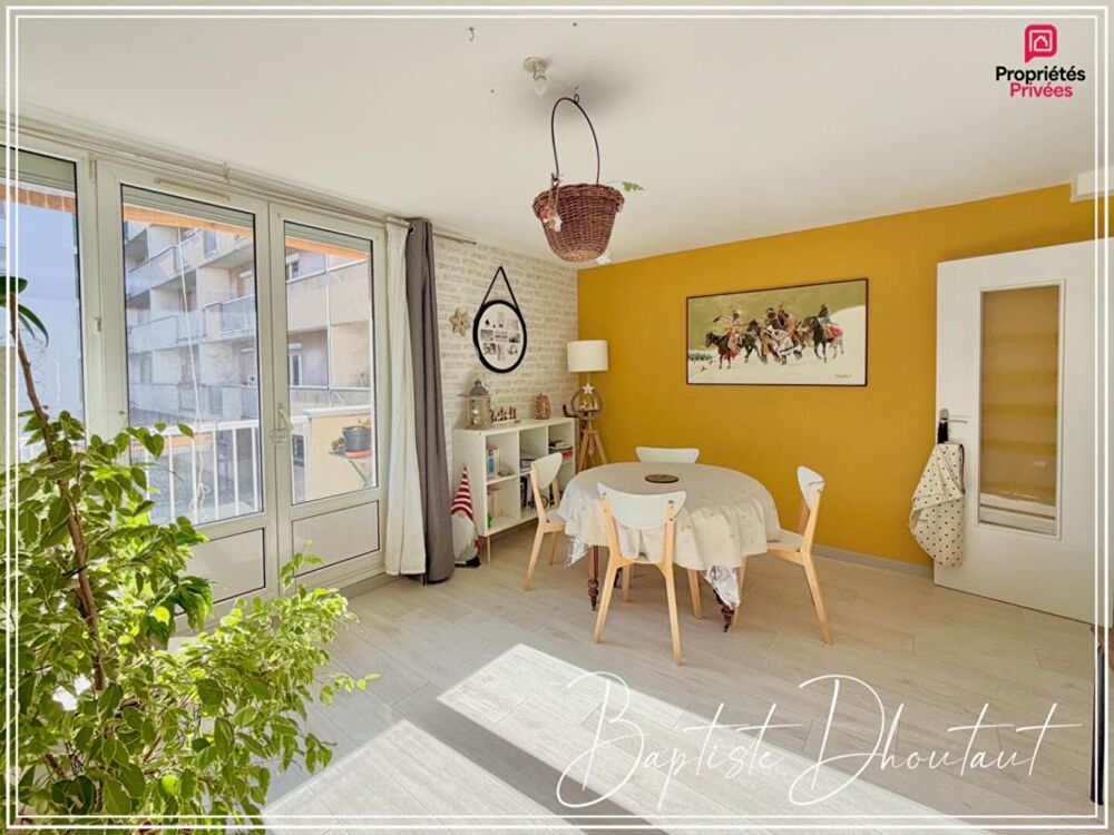APPARTEMENT FAMILIAL T4/T5 DE 84 m²
