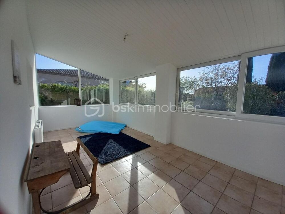 Villa trois chambres avec véranda