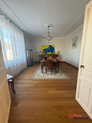  Maison à vendre 10 pièces 160 m²