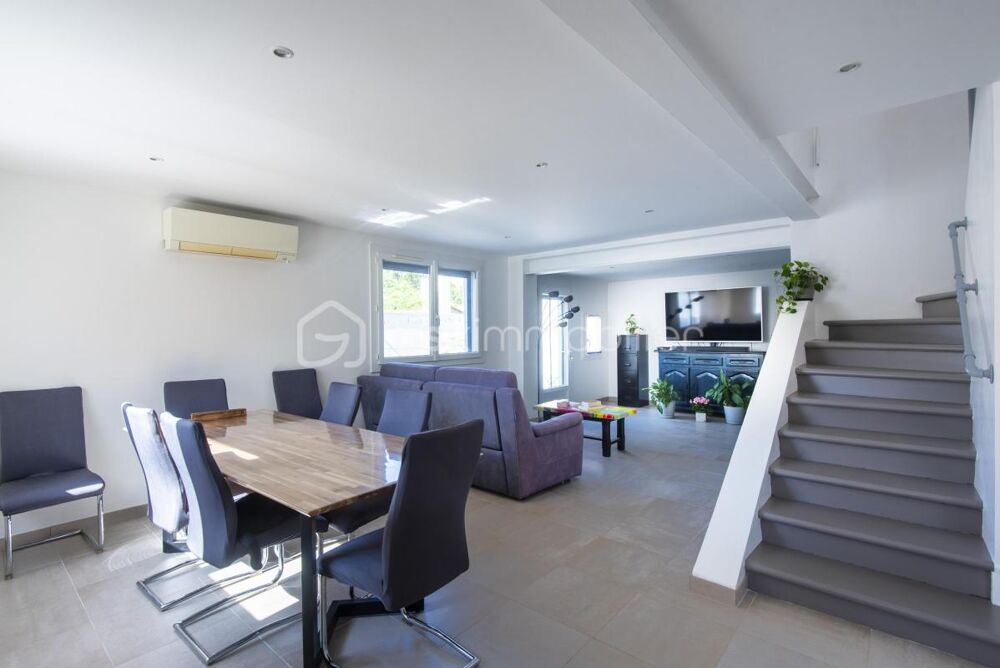 Vente Maison MIRAMAS CENTRE-VILLE - Maison rénovée de 99 m² avec jardin et terrasses Miramas
