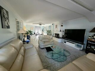  Maison à vendre 7 pièces 255 m²