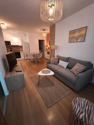  Appartement à louer 1 pièce 34 m²