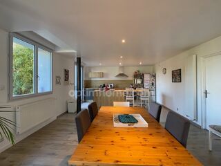  Maison � vendre 9 pi�ces 241 m�