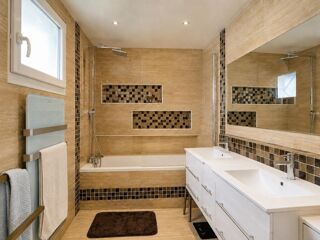  Maison à vendre 6 pièces 204 m²