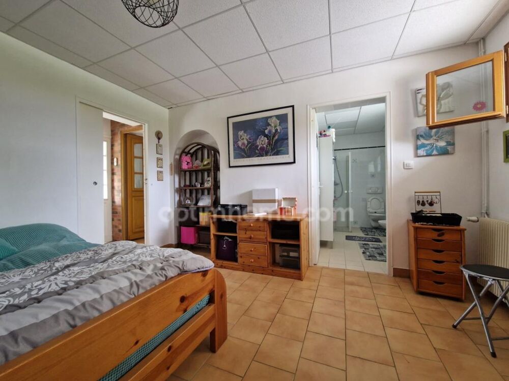Vente Maison Deux maisons communicantes à LIGUEIL(37) - 9 pièces - 5 chambres et terrain de plus de 6900 m² Ligueil
