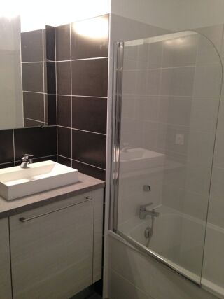 Appartement à louer 3 pièces 59 m²