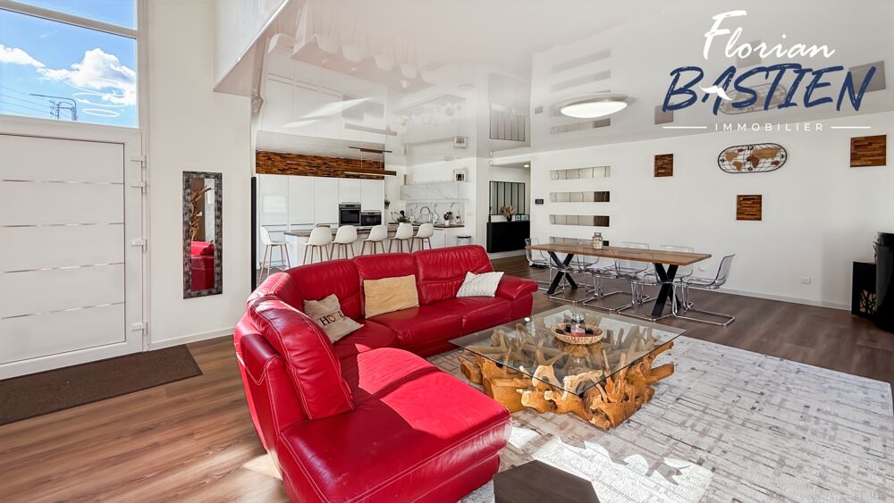 ? Un plain-pied de 150 m² et une pièce de vie de 71 m² : bienvenue à Hérin !