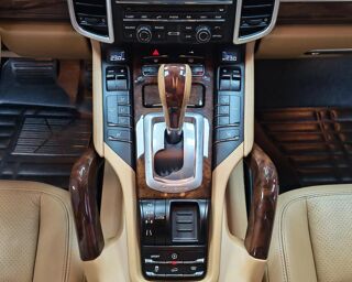 Cayenne Diesel NAV 2010 occasion 06700 Saint Laurent Du Var