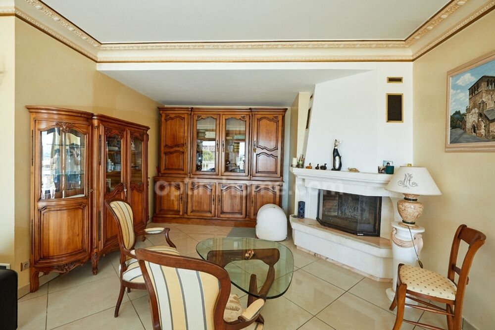 Superbe Villa Dominant l'Étang de Thau à vendre à Bouzigues