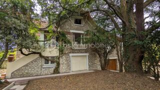  Maison  vendre 6 pices 121 m