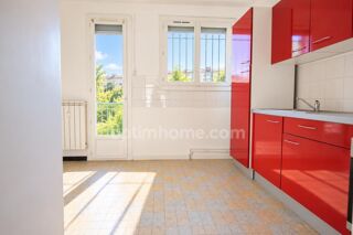 Vente Appartement T3 traversant, La Garde (83), 60 m2, proximité immédiate des commerces La garde