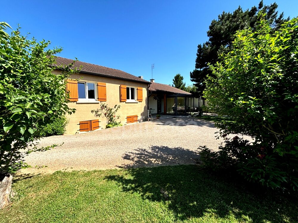 Vente Maison Maison 6 pièces - 140 m² - 4 chambres - Sous-sol - Terrain 1080 m² - CHARNAY LES MACON (71850) Charnay les macon