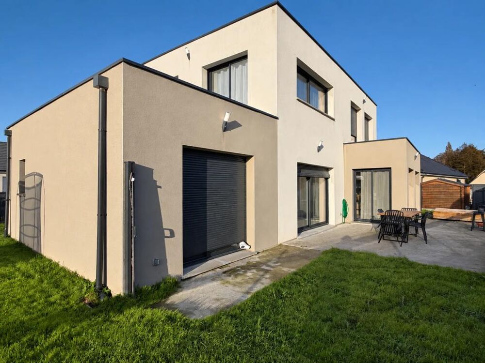 Vente Maison Maison de 5 pièces de 150 m² à Criquetot-l'Esneval Criquetot l esneval