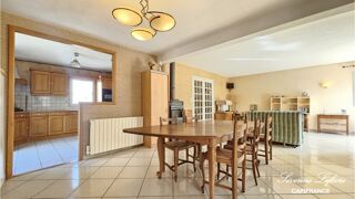 Vente Maison À Trégunc, une maison familiale baignée de lumière à deux pas de la mer ! Tregunc