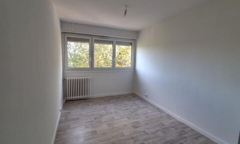  Appartement  louer 7 pices 128 m Unieux