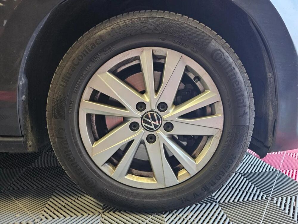 Touran 2.0 TDI 122 5pl Lounge Business 2021 occasion 06700 Saint Laurent Du Var