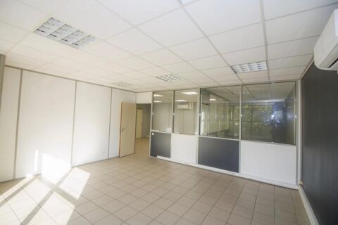 bureaux 82 m2 + 2 parkings 995 69530 Brignais