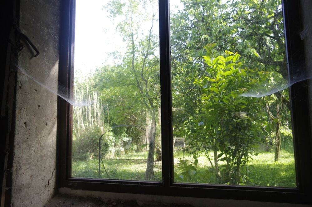 VIC FEZENSAC (32) à vendre Grande maison de ville de 230 m² avec grange, atelier et jardin