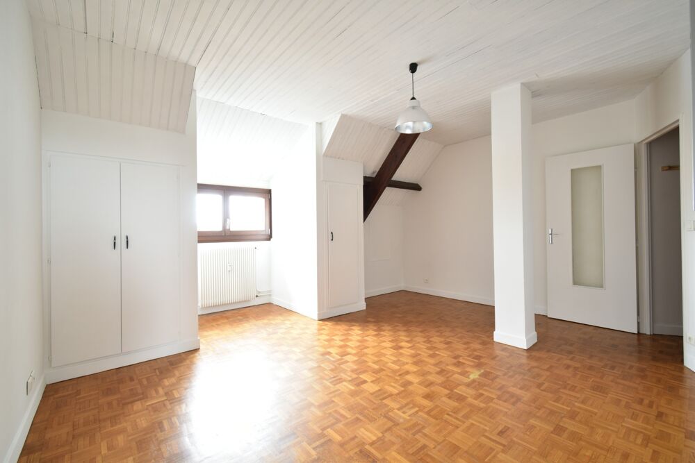 Location Appartement Appartement à louer 1 pièce - 27m² - quartier mairie centre ville de Reims Reims