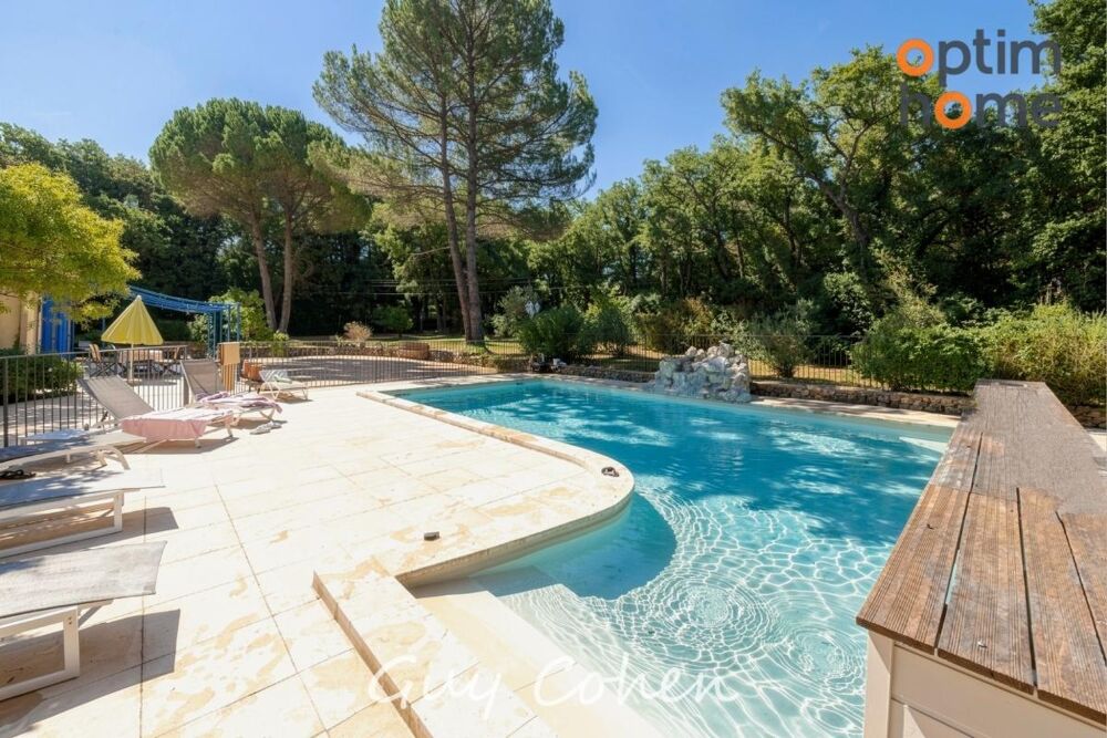 Vente Maison Belle propriété de 184 m2 sur 6300 m2 piscine proche Aix-en-Provence Saint cannat