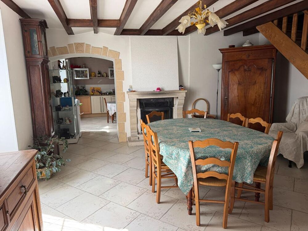 Maison Nanteuil 6 pièce(s) 161m2