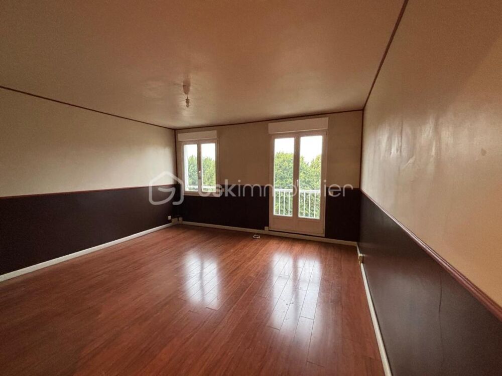 Location Appartement Appartement F3 de 61 m² avec parking et cave – Centre-ville d'Étampes Etampes