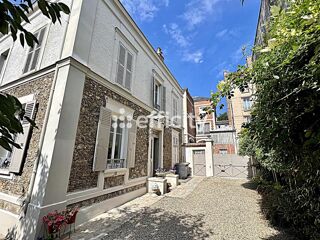  Maison � vendre 9 pi�ces 304 m�