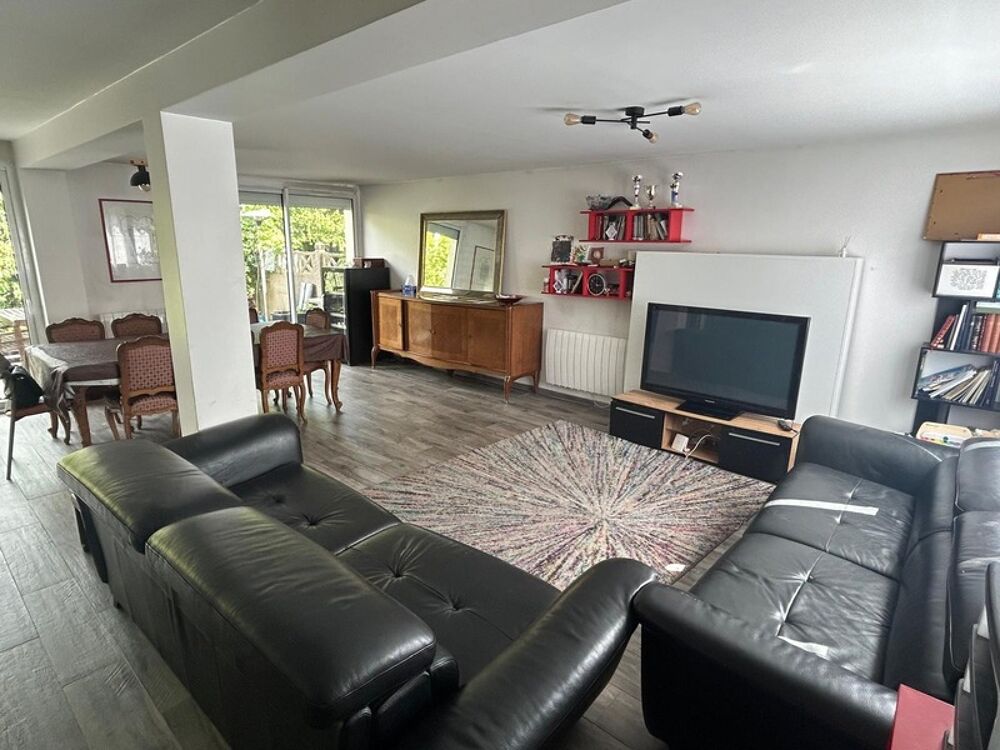 Vente Maison Maison à vendre 5 pièces CRETEIL (94), secteur calme à découvrir pour pour être indépendant Creteil