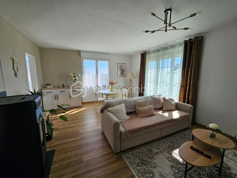 Maison rénovée de 95 m² avec terrain de 615 m²  Saint-Saturnin