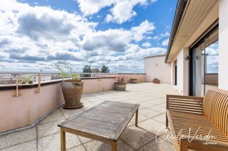  Appartement à vendre 8 pièces 192 m²