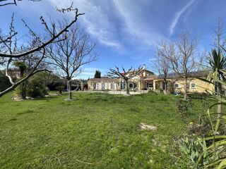  Propri�t�/ch�teau � vendre 7 pi�ces 222 m�