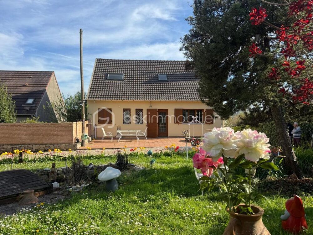 Maison traditionnelle 6 pièces au calme avec sous-sol/garage/terrasse/carport/jardin