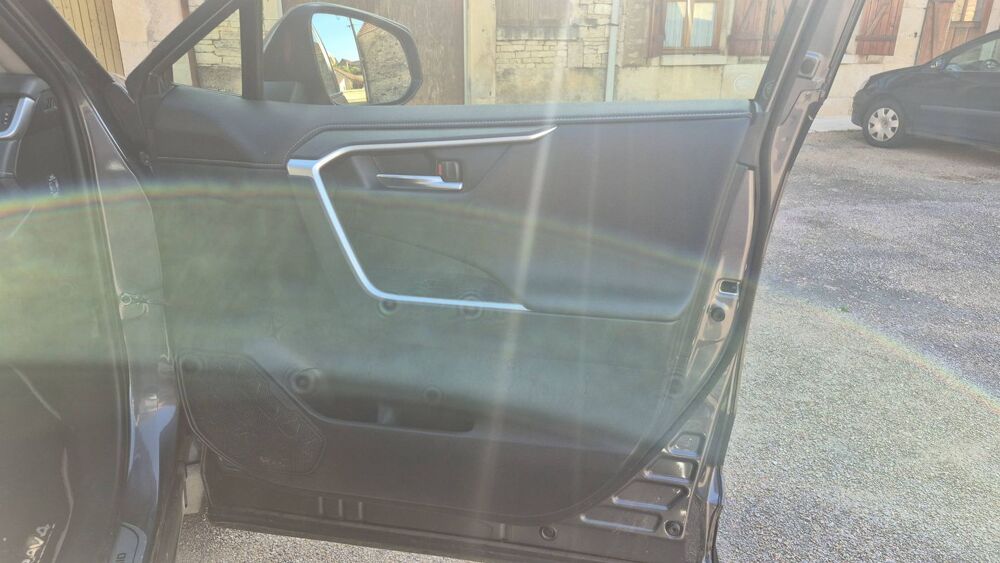 RAV 4 2.5 VVT-iE 222 Hybrid AWD-I E-CVT Lounge - Premi&egrave;re main Aut 2021 occasion 89310 Noyers