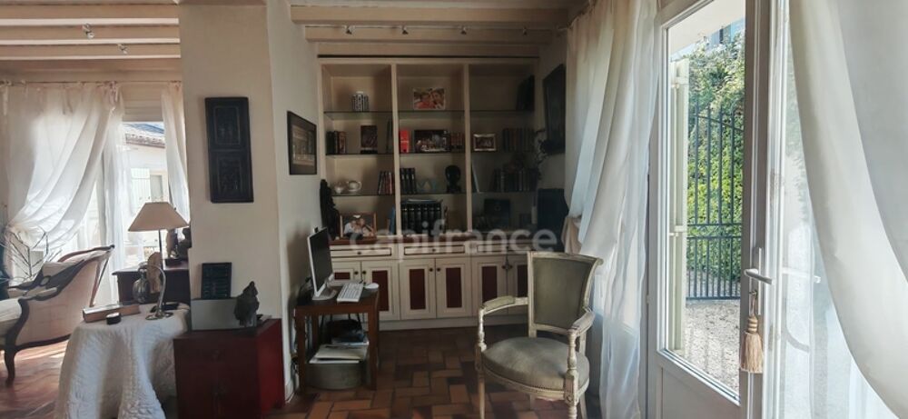 � vendre  Maison Fontvieille (13990)
